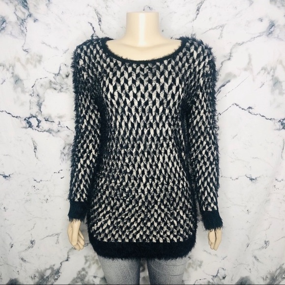 Navy & Cream Patterned Crew Neck Sweater - Picture 4 of 4